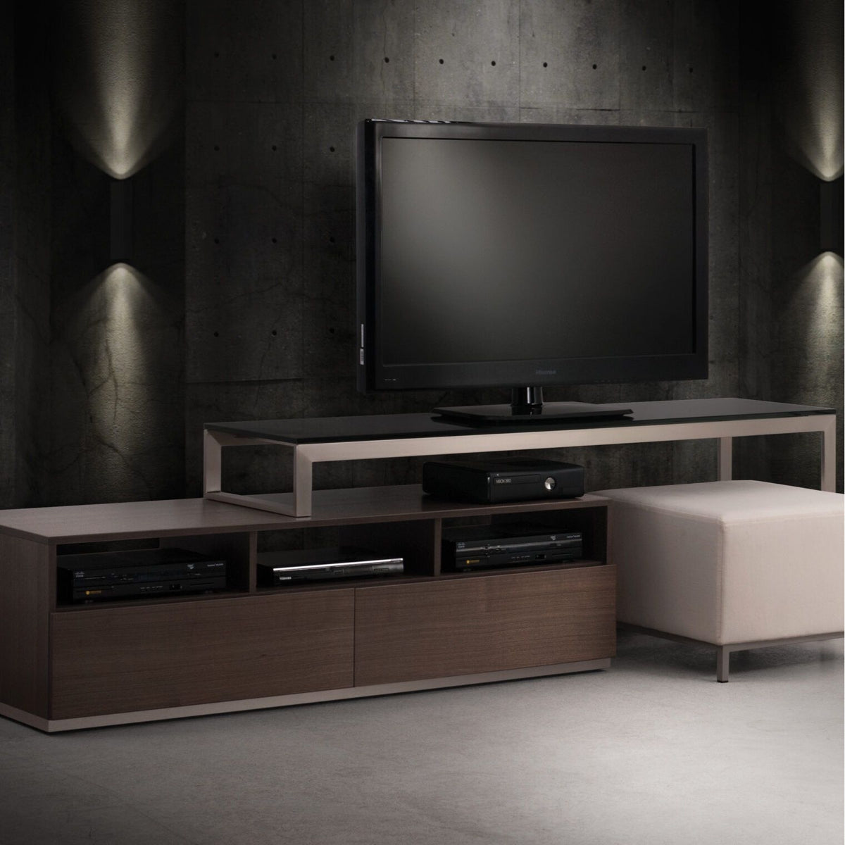 Bo Media Console