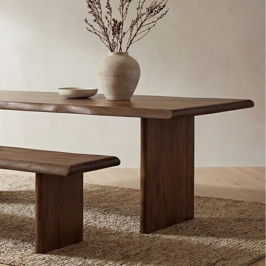 Lila Bench