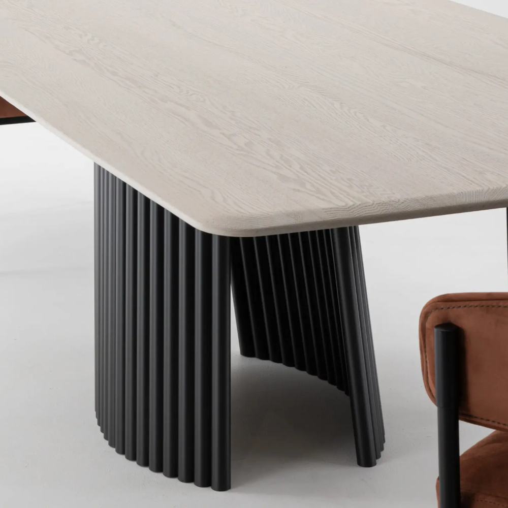 Pisa Dining Table