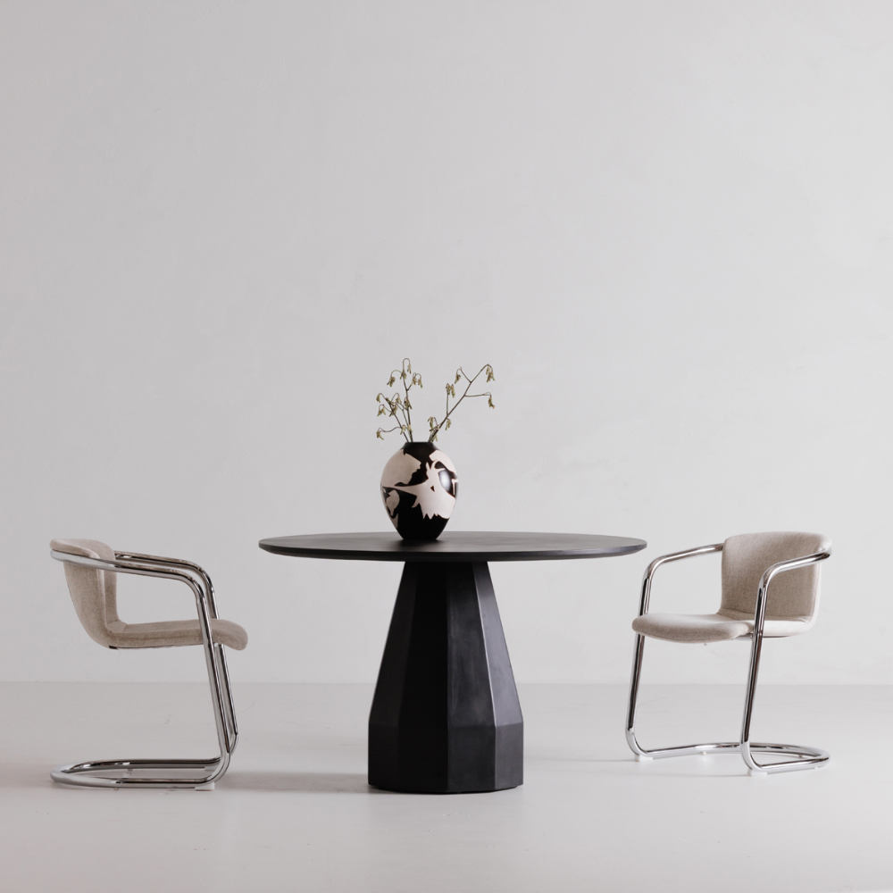 Templo Dining Table
